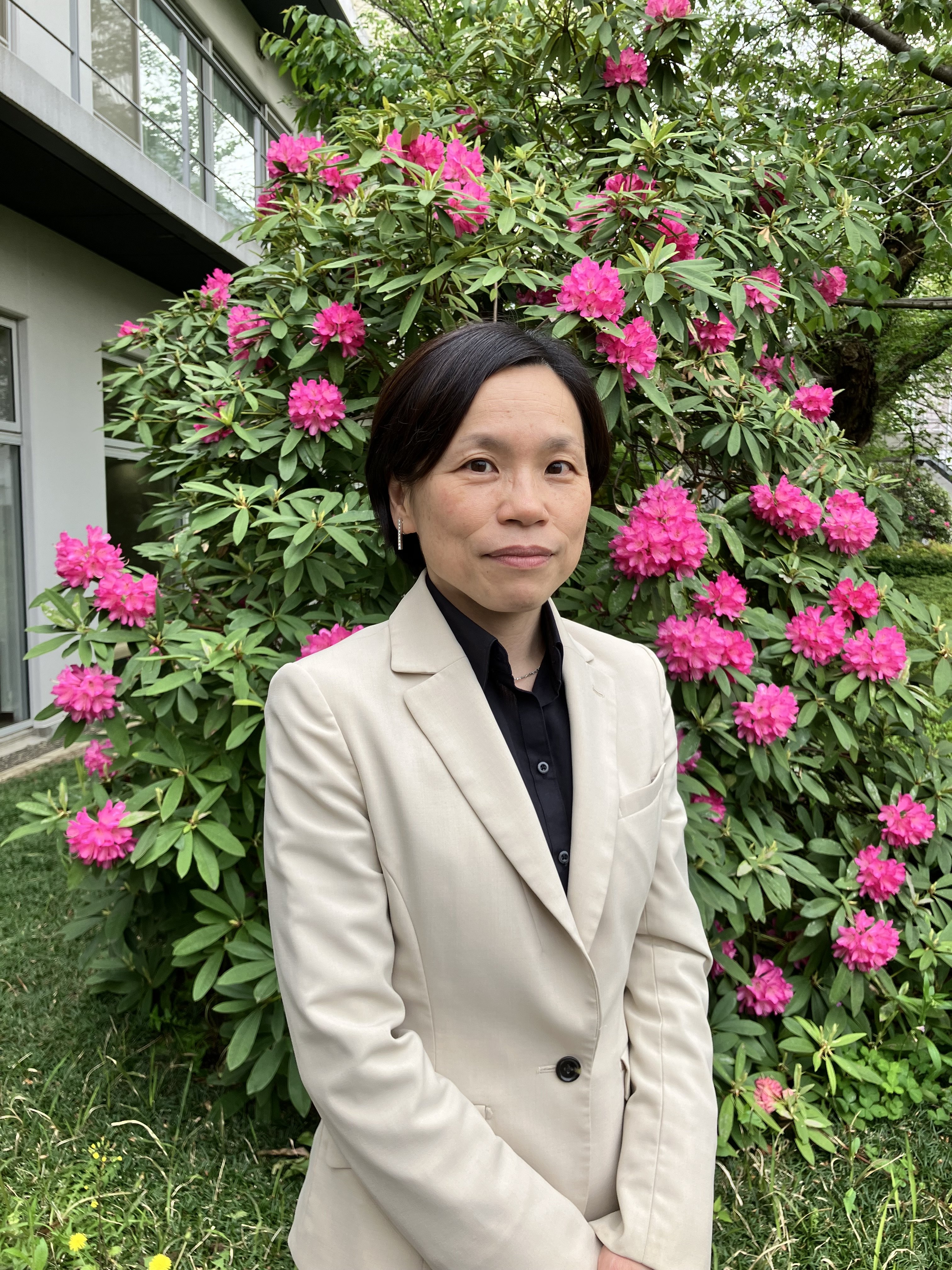 女性看護学　教授